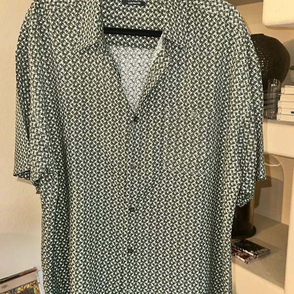 Knightsbridge Men's Green Patterned Relaxed button-down Shirt - Picture 2 of 9